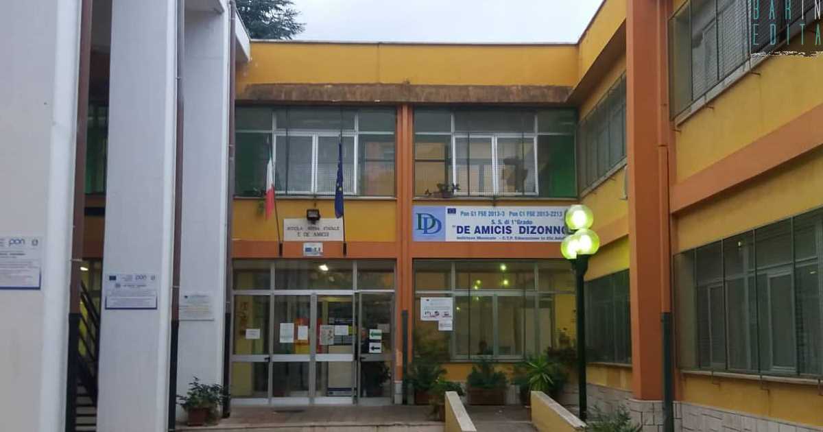 Triggiano, scuola media: padre di un alunno prende a schiaffi e pugni compagno del figlio